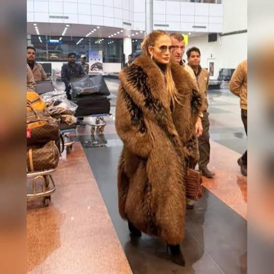 जेनिफर लोपेज पहुंचीं इंडिया! उदयपुर की शाही शादी में करेंगी धमाकेदार परफॉर्मेंस, जानिए कितनी लेती हैं फीस