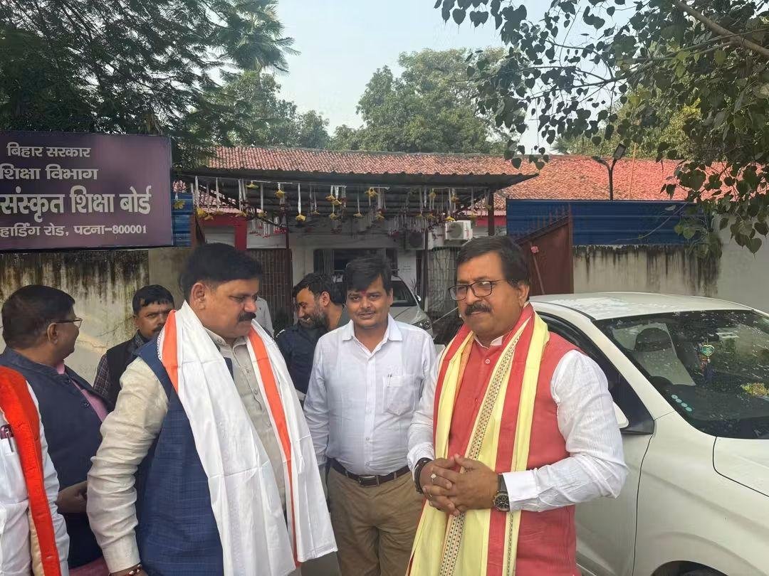 पटना में सतीश चंद्र दुबे की संगठनात्मक बैठक—प्रदेश स्तर पर हुई योजनाओं और शिक्षा सुधार पर व्यापक चर्चा