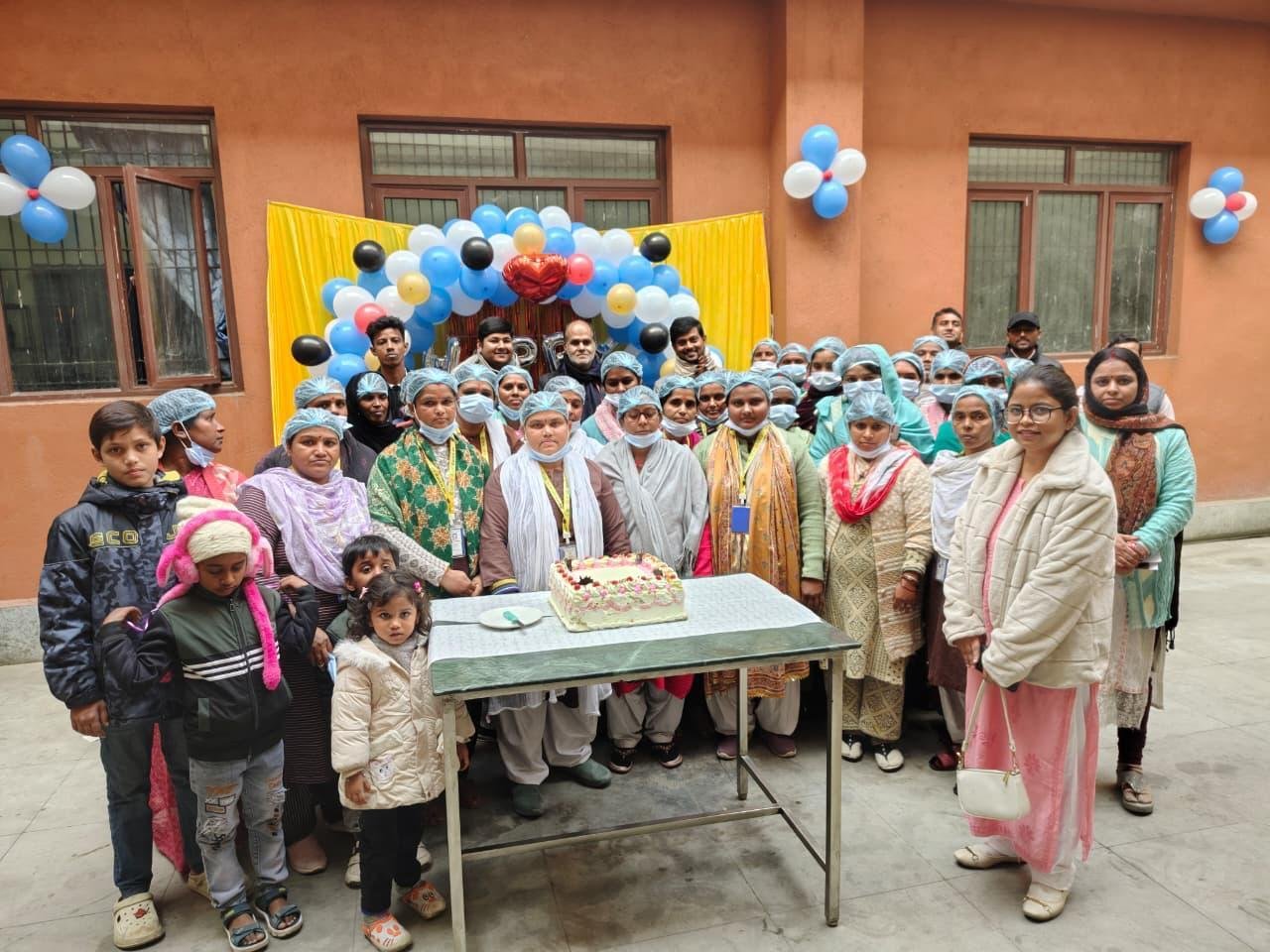 जीएमसीएच बेतिया में ‘दीदी की रसोई’ के दो साल पूरे, मरीजों को मिल रहा स्वच्छ और पौष्टिक भोजन